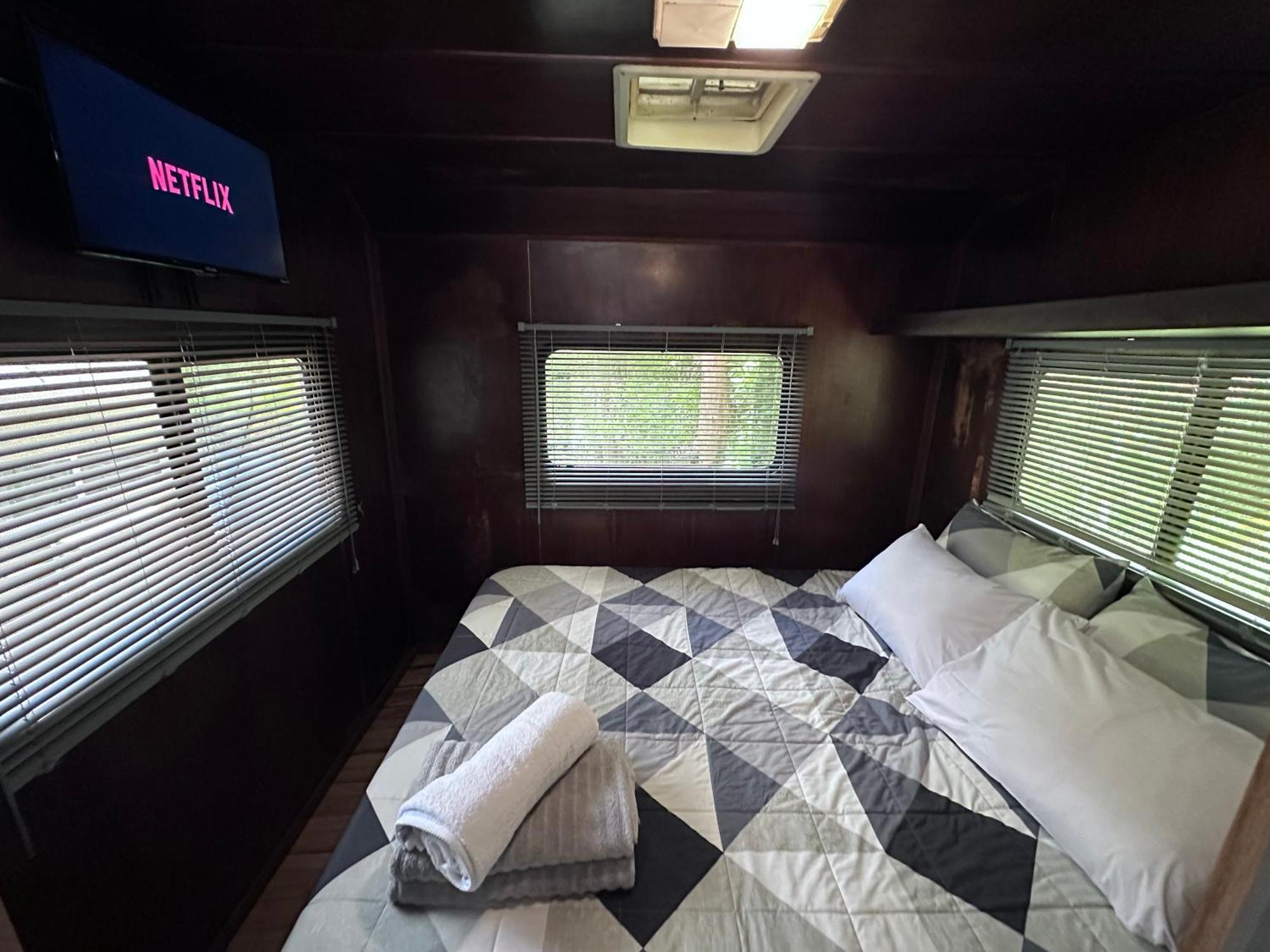Отель Momotoh Camper Шпухиль Экстерьер фото